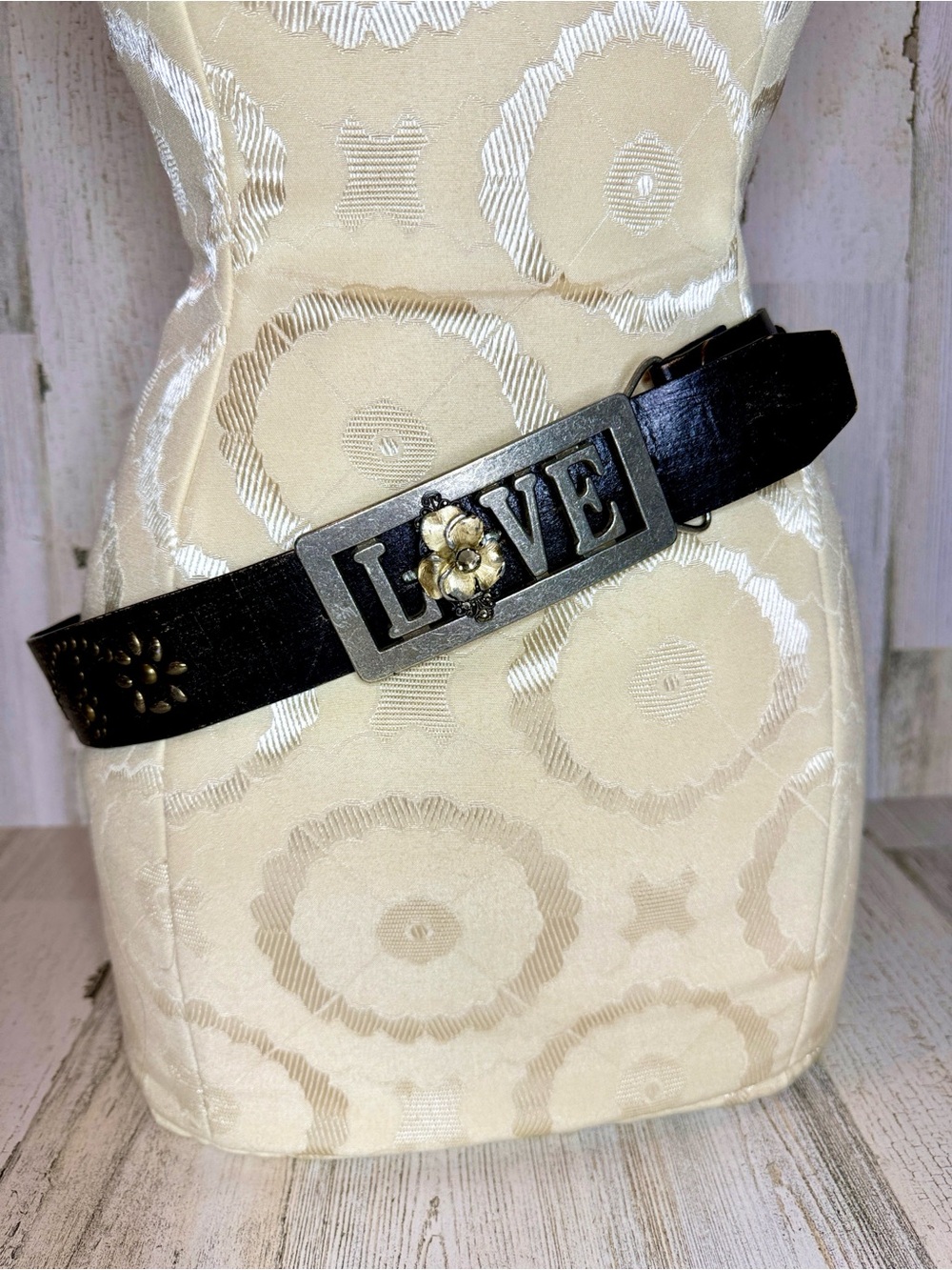 Vtg Leather Black Distressed Love Buckle Silvertone Floral Brass Studs Belt S